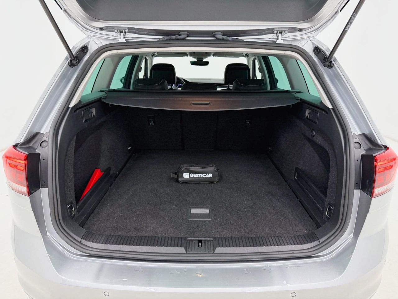 Volkswagen Passat Variant Executive 2.0 TDI 110kW (150CV) - foto 20