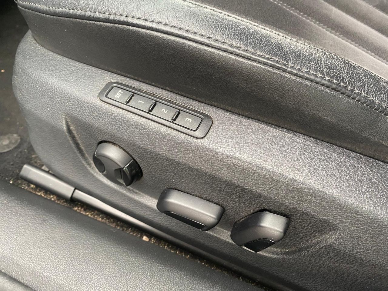 Skoda Superb Combi 2.0 TDI 150cv DSG Style - foto 11