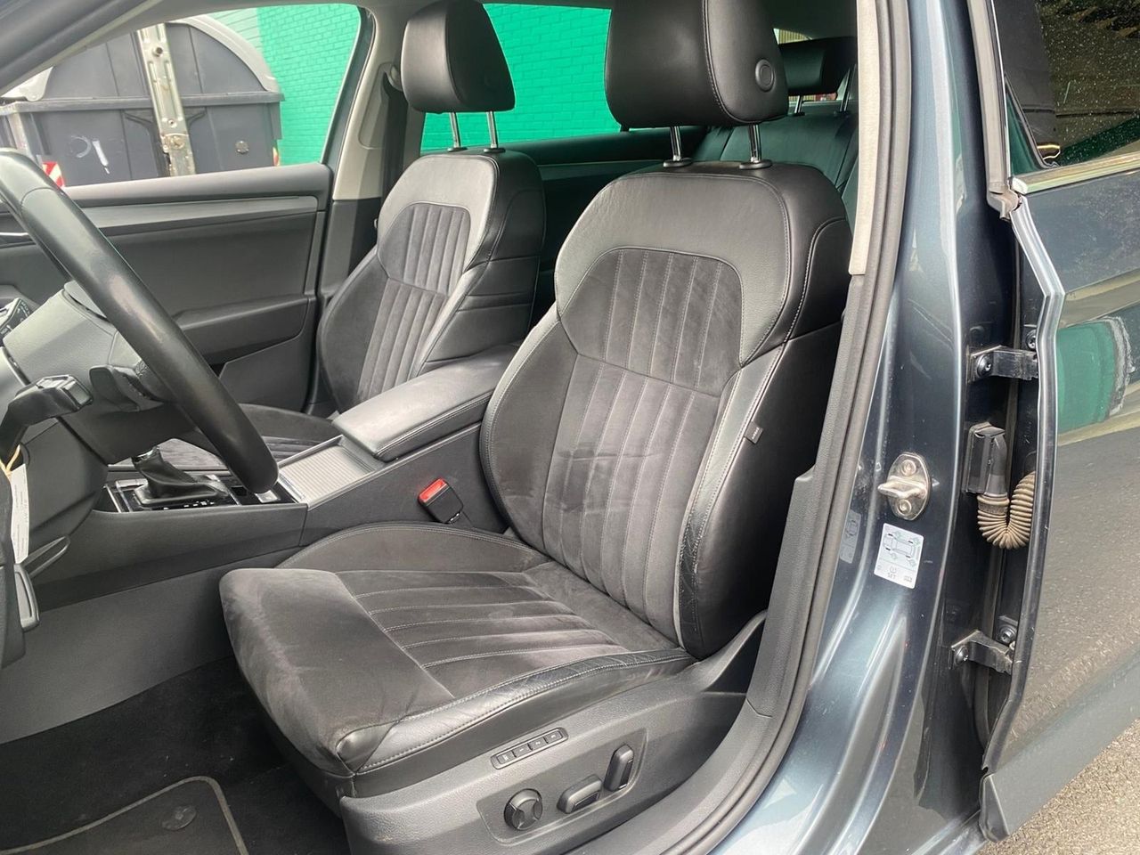 Skoda Superb Combi 2.0 TDI 150cv DSG Style - foto 10