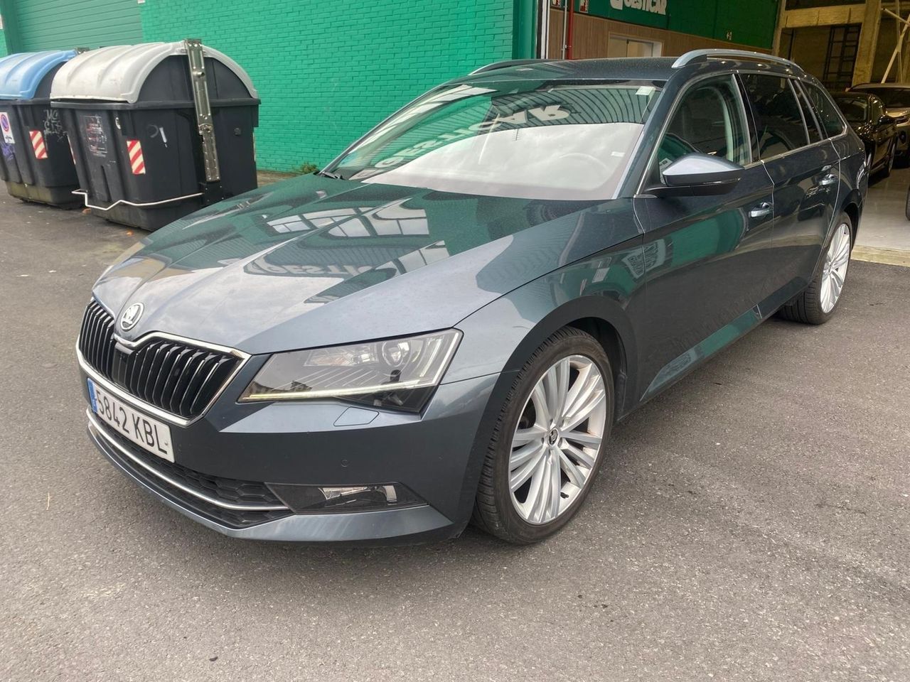 Skoda Superb Combi 2.0 TDI 150cv DSG Style - foto 3