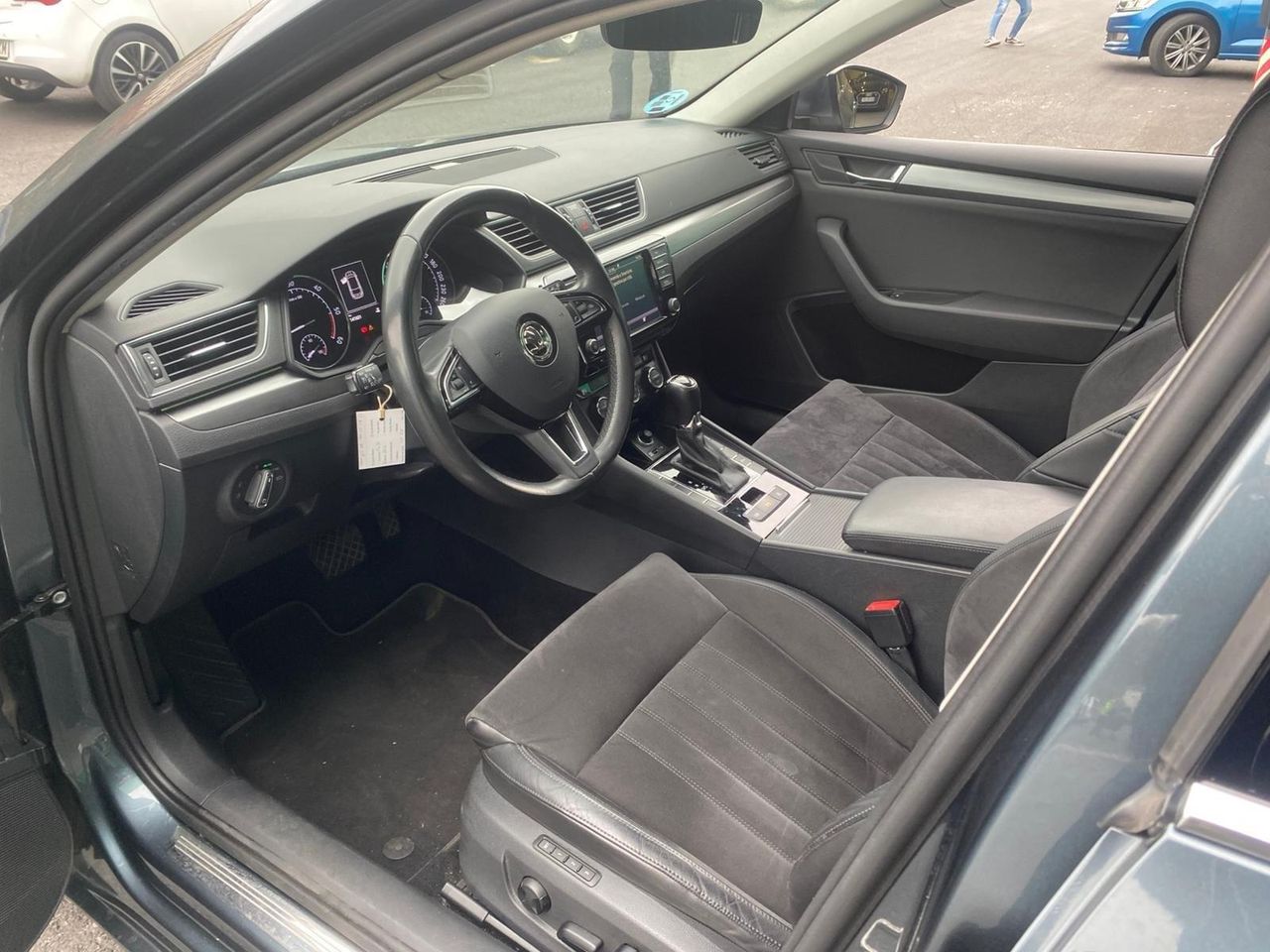 Skoda Superb Combi 2.0 TDI 150cv DSG Style - foto 9