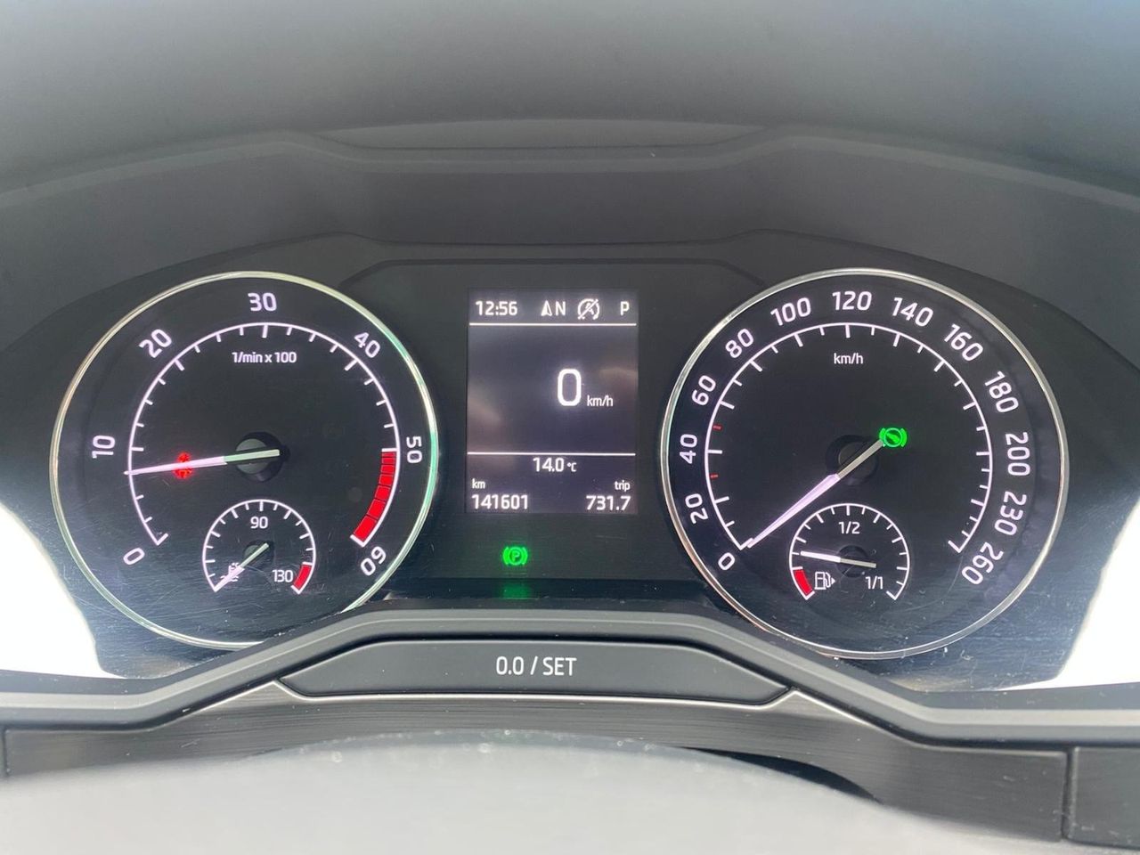 Skoda Superb Combi 2.0 TDI 150cv DSG Style - foto 12