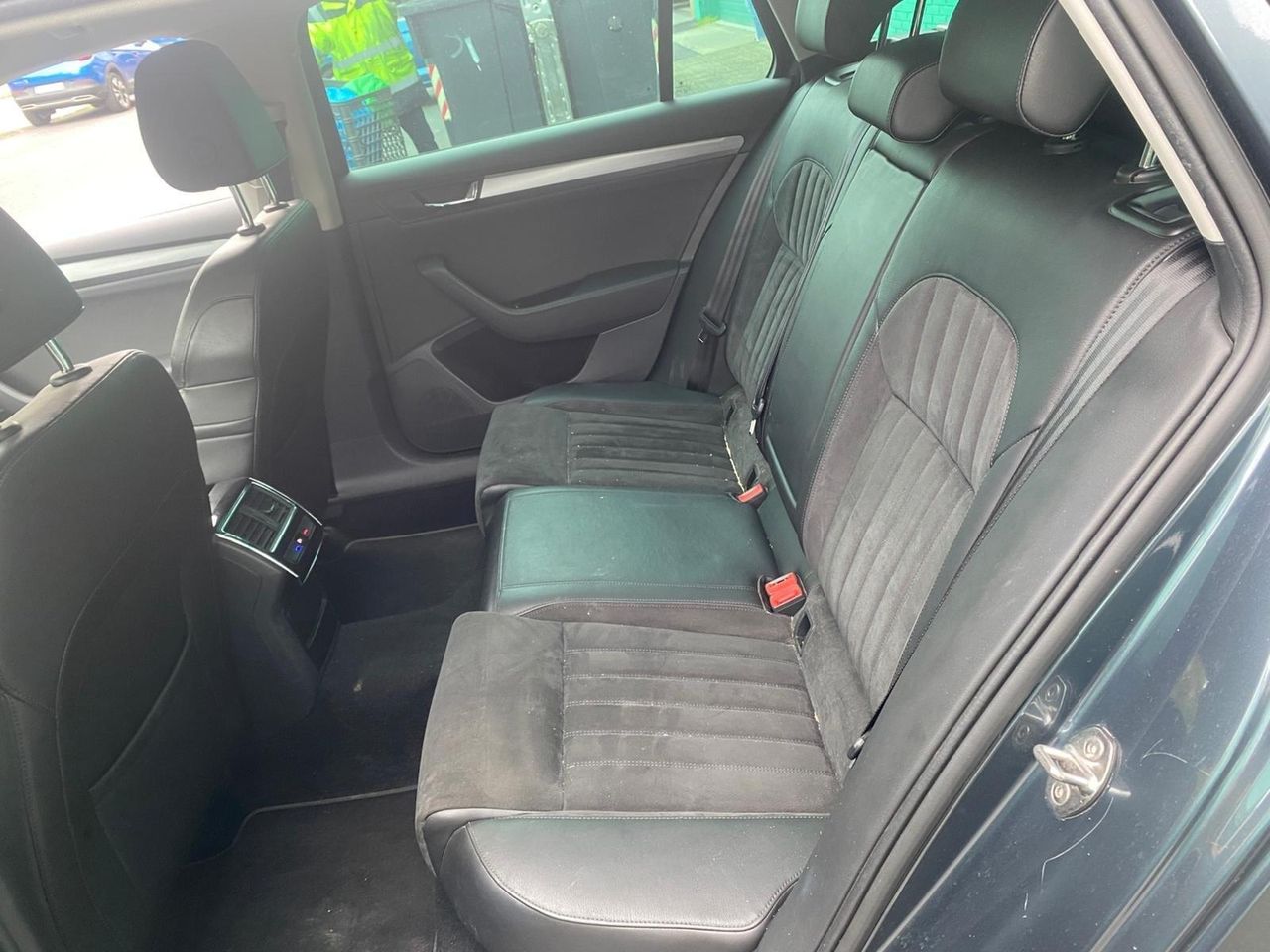 Skoda Superb Combi 2.0 TDI 150cv DSG Style - foto 17