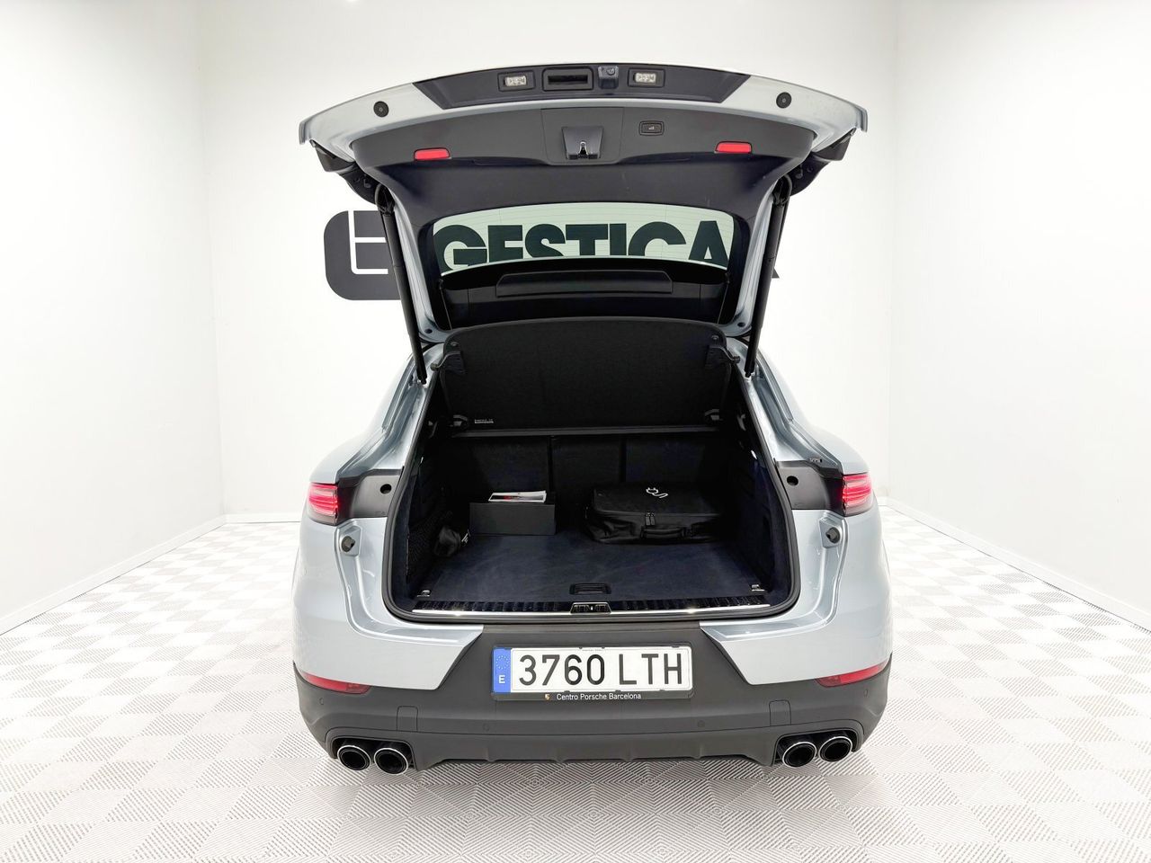 Porsche Cayenne E - foto 2