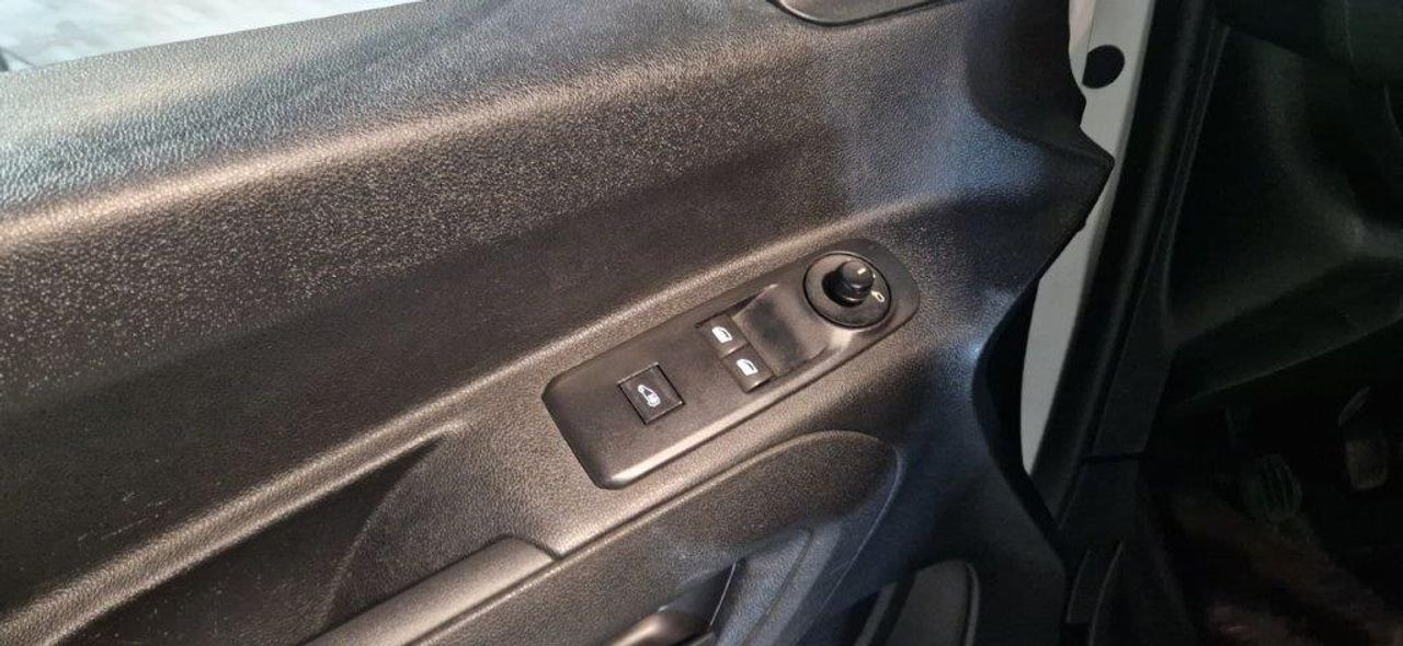 Peugeot Partner 1.5 HDI 102CV FURGON AIRE-CONTROL DE VELOCIDAD-LUNES AUTOMATICAS - Foto 13