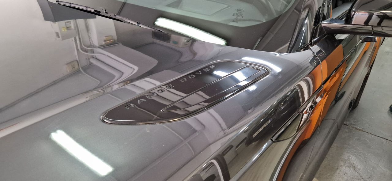 Land-Rover Range Rover Velar 2.0D I4 RDynamic SE 4WD Auto TECHO PANORAMICO CORRDERO-APPLE CARPLAY-CAMARA 360 - Foto 45