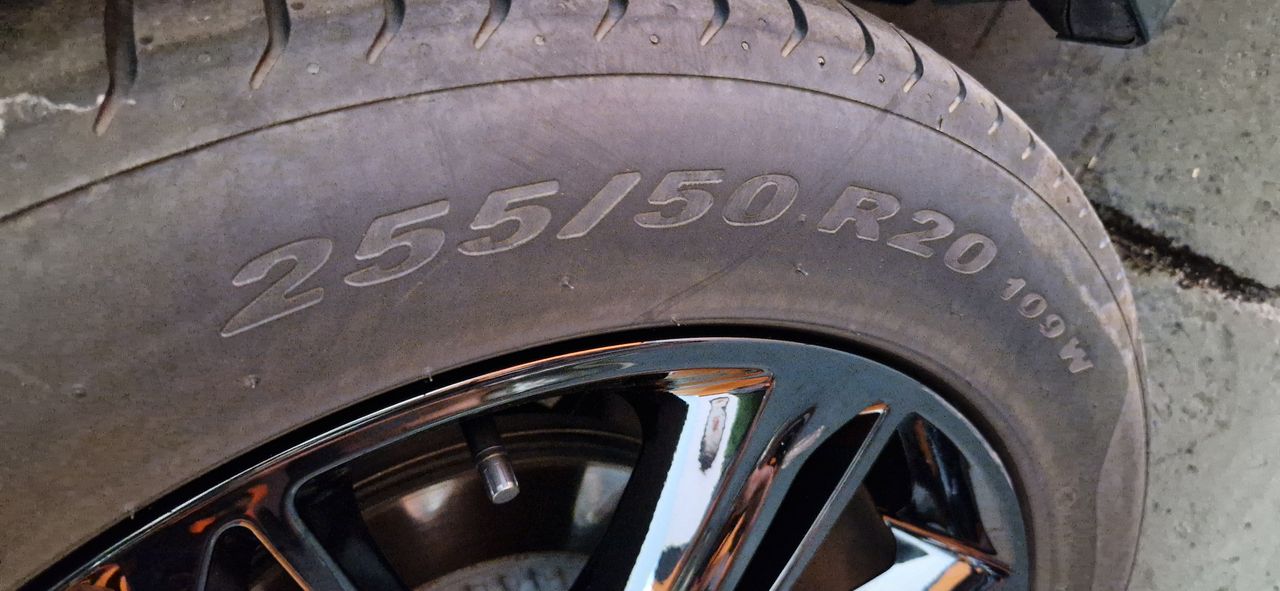 Land-Rover Range Rover Velar 2.0D I4 RDynamic SE 4WD Auto TECHO PANORAMICO CORRDERO-APPLE CARPLAY-CAMARA 360 - Foto 47