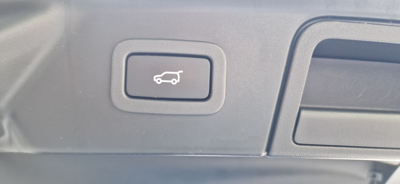 Land-Rover Range Rover Velar 2.0D I4 RDynamic SE 4WD Auto TECHO PANORAMICO CORRDERO-APPLE CARPLAY-CAMARA 360 - Foto 27