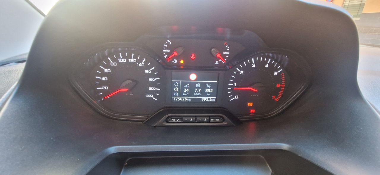Peugeot Rifter 1.5 HDI 100CV STANDART ACTIVE PACK APPLE CARPLAY-BLUETOOTH - Foto 17