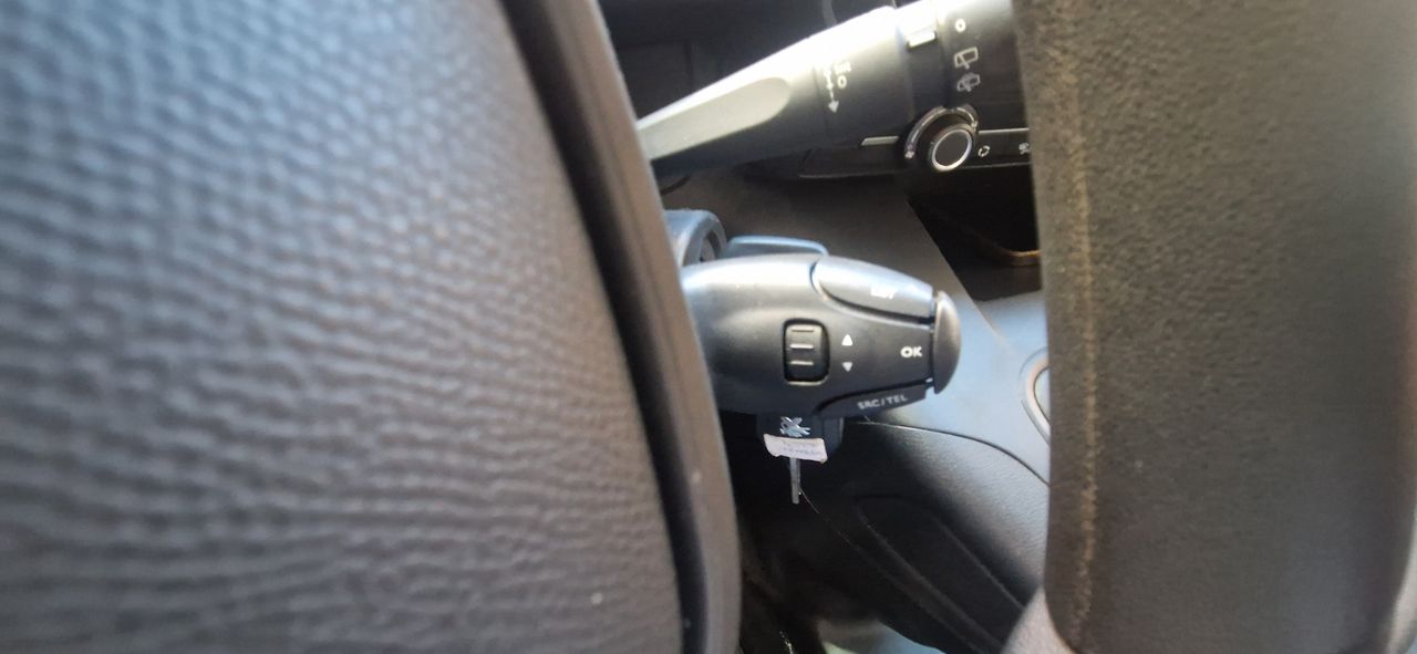 Peugeot Rifter 1.5 HDI 100CV STANDART ACTIVE PACK APPLE CARPLAY-BLUETOOTH - Foto 15