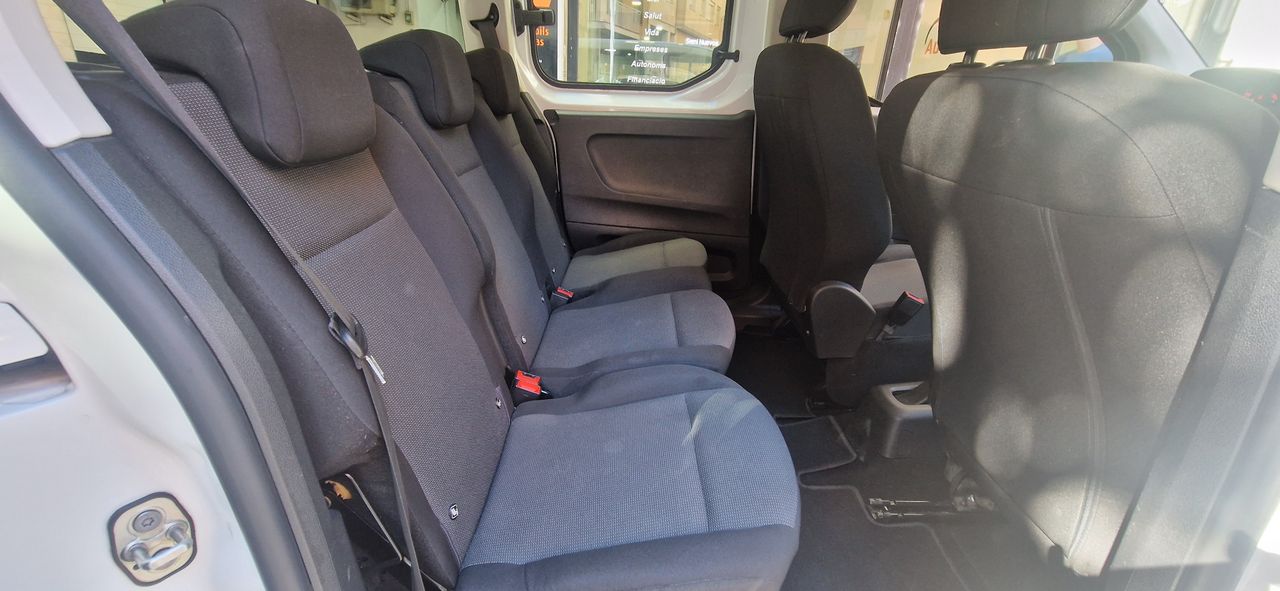 Peugeot Rifter 1.5 HDI 100CV STANDART ACTIVE PACK APPLE CARPLAY-BLUETOOTH - Foto 18