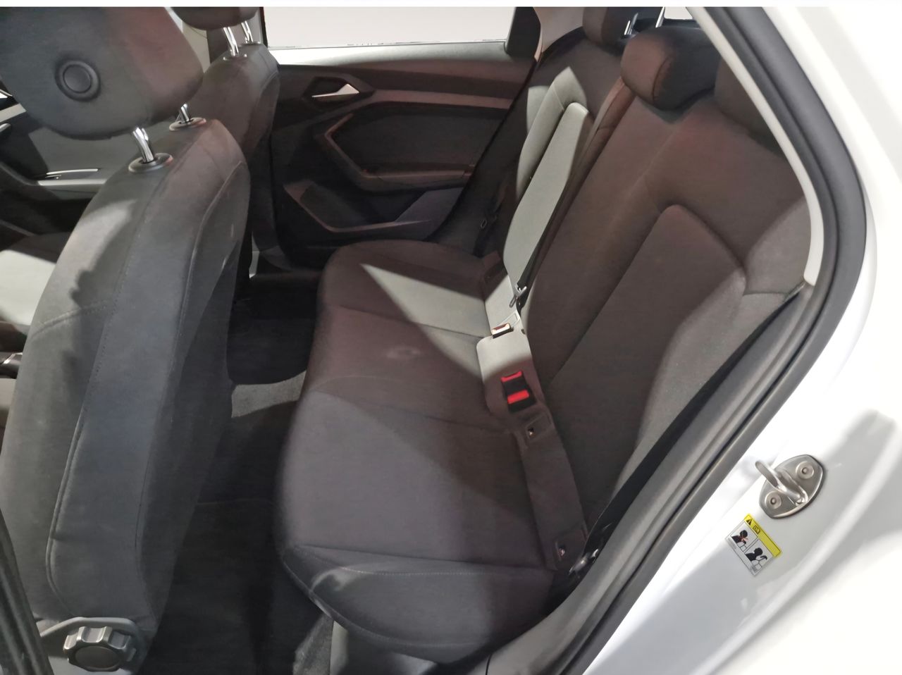Audi A1 SPORTBACK 1.0 TSI APPLE CARPLAY-BLUETOOTH - Foto 32