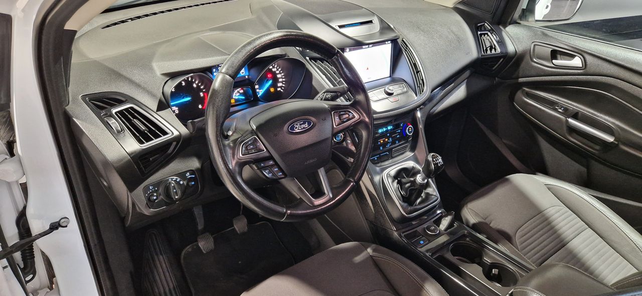Ford Kuga 2.0 TDCI 150CV 4X4 TITANIUM NAVEGADOR-TRACCION 4X4 - Foto 12