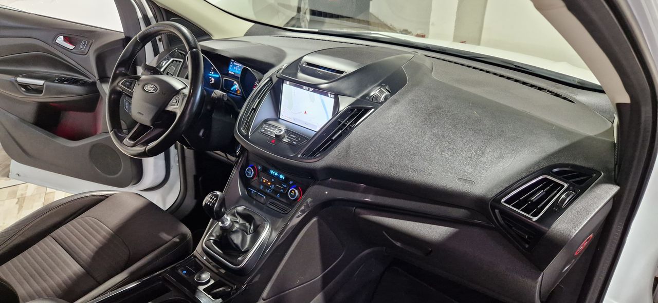 Ford Kuga 2.0 TDCI 150CV 4X4 TITANIUM NAVEGADOR-TRACCION 4X4 - Foto 20