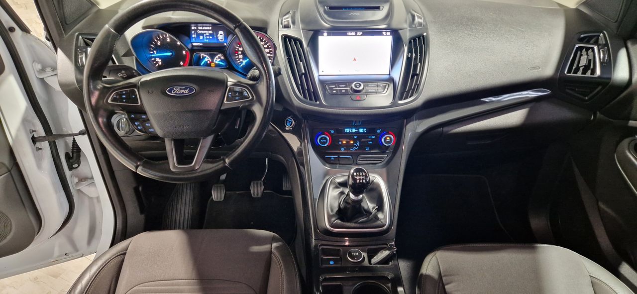Ford Kuga 2.0 TDCI 150CV 4X4 TITANIUM NAVEGADOR-TRACCION 4X4 - Foto 15