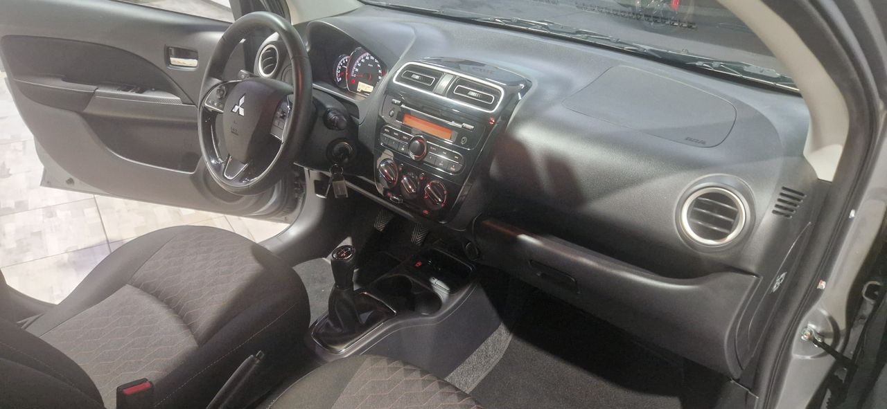 Mitsubishi Space Star 120 MPI MOTION 17.000 kms reales - Foto 14