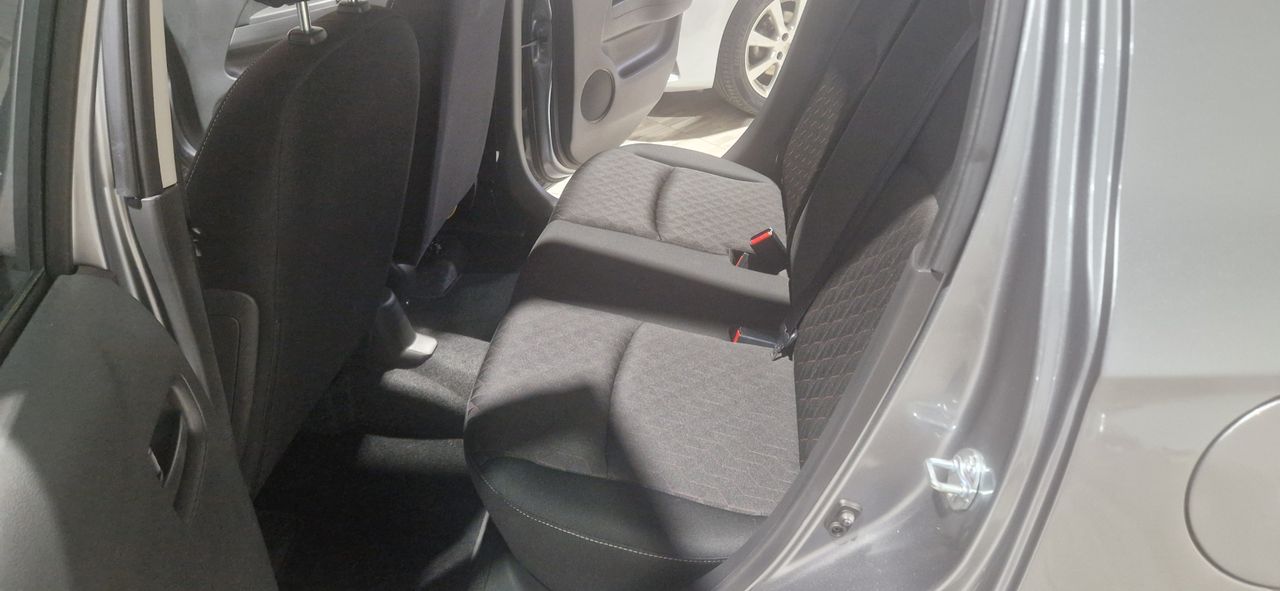 Mitsubishi Space Star 120 MPI MOTION 17.000 kms reales - Foto 16