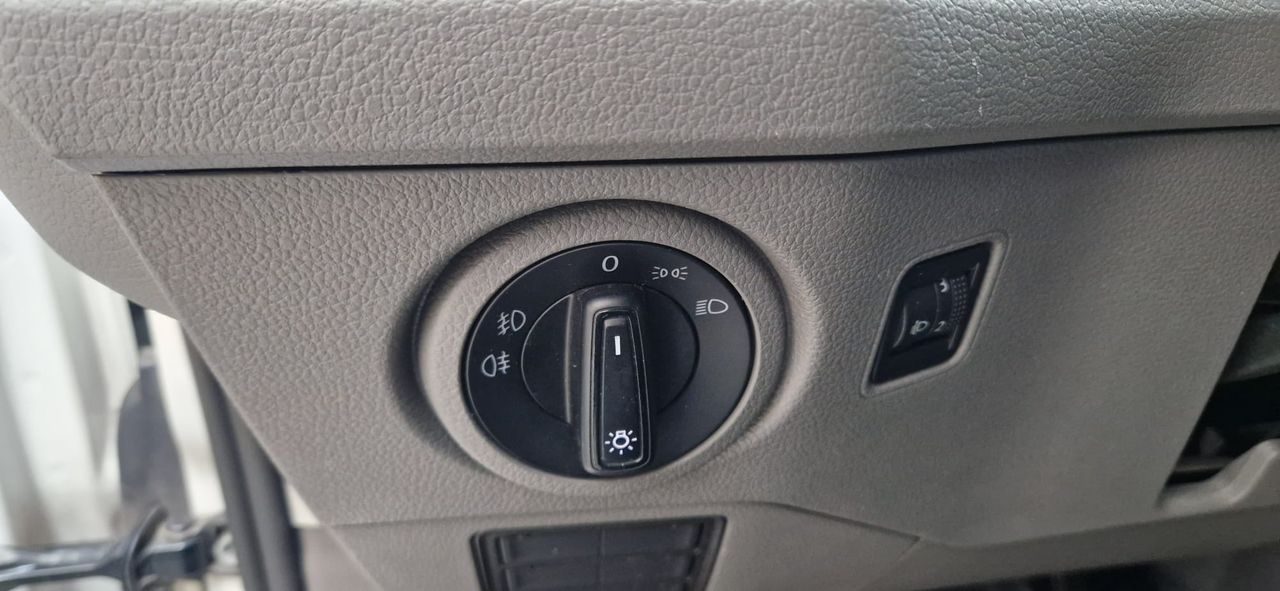 Volkswagen Crafter  30 Furgon BM TN L3H2  2.0TDI 140CV  APPLE CARPLAY ANDROID AUTO   3 PLazas - Foto 14