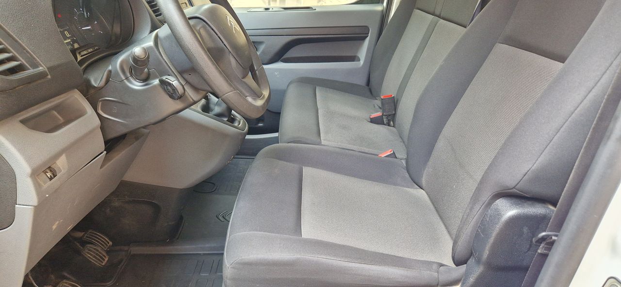Citroën Jumpy 1.5 HDI 120CV TALLA M 9 PLAZAS CONFORT 9 PLAZAS - Foto 19