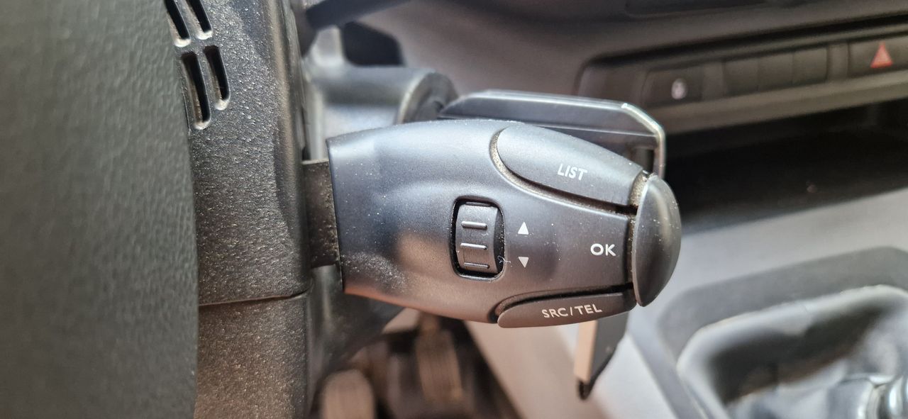 Citroën Jumpy 1.5 HDI 120CV TALLA M 9 PLAZAS CONFORT 9 PLAZAS - Foto 25