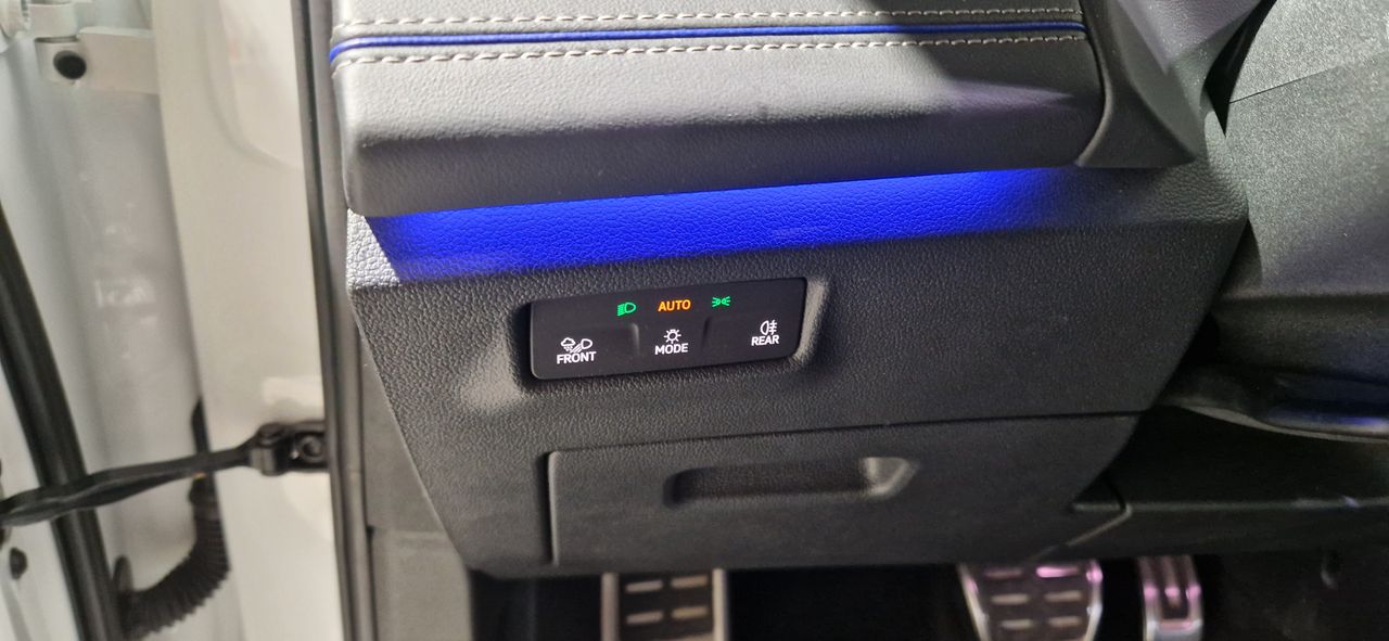 Volkswagen Tiguan R-LINE 2.0 TDI 150CV DSG FULL EQUIPE 