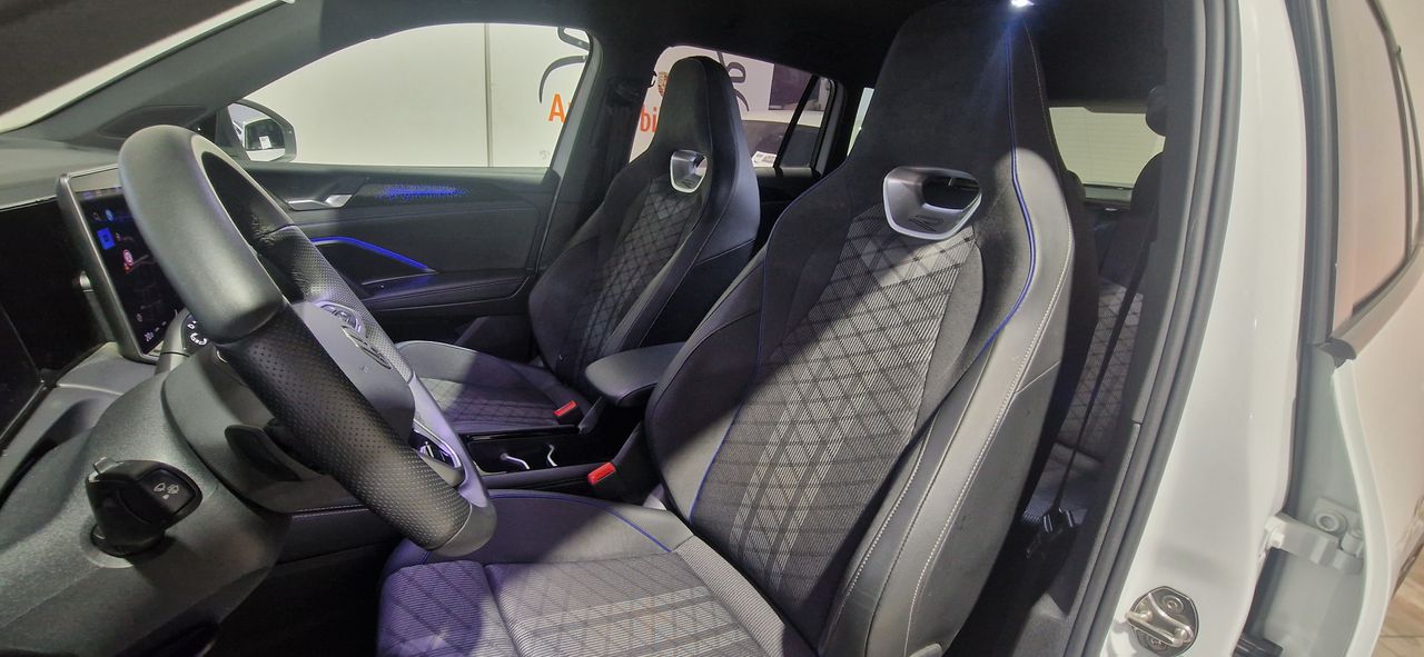 Volkswagen Tiguan R-LINE 2.0 TDI 150CV DSG FULL EQUIPE 