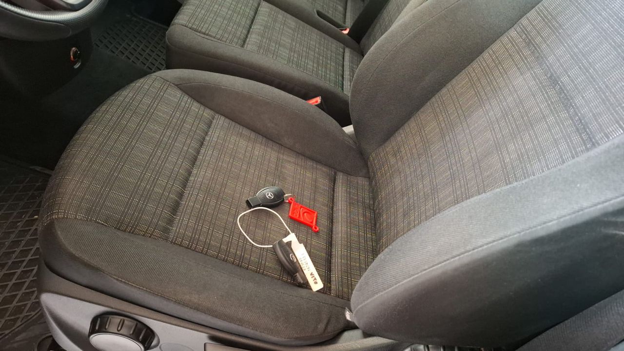 Mercedes Vito 114 CDI  Base Larga 9G-Tronic TOURER - Foto 11