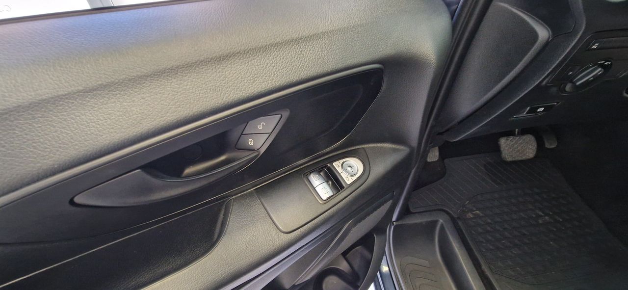 Mercedes Vito 114 CDI  Base Larga 9G-Tronic TOURER - Foto 10