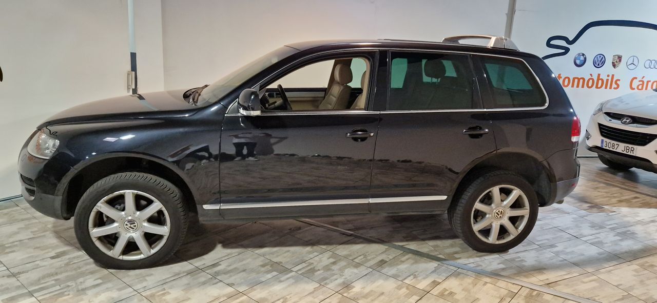 Volkswagen Touareg 3.0 TDI 225CV V6 TIPTRONIC MOTION TAPICERIA EN CUEERO BEIGE - Foto 3