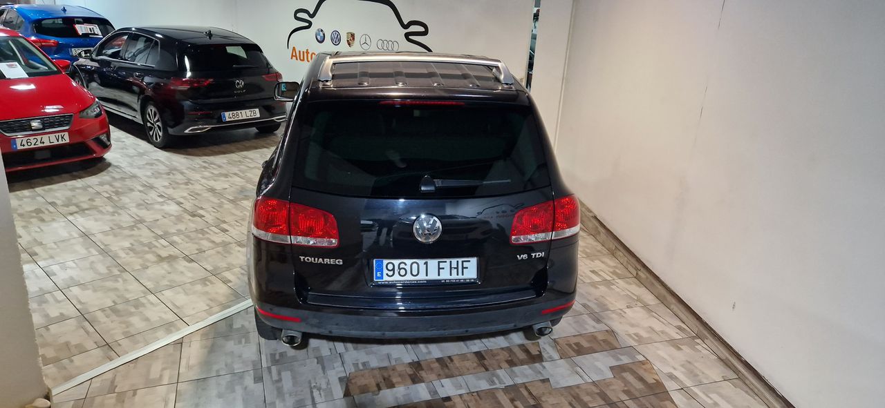 Volkswagen Touareg 3.0 TDI 225CV V6 TIPTRONIC MOTION TAPICERIA EN CUEERO BEIGE - Foto 7