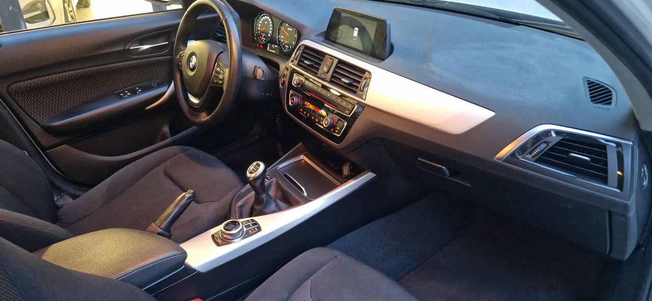BMW Serie 1 116D NAVEGADOR GPS-FAROS LED - Foto 25