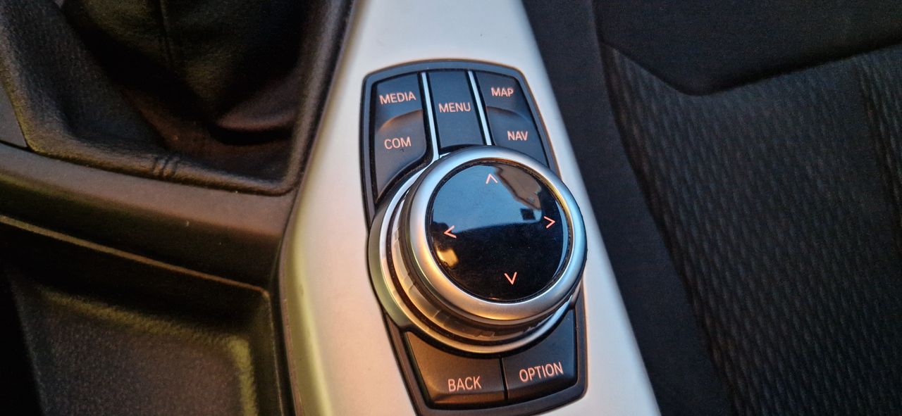 BMW Serie 1 116D NAVEGADOR GPS-FAROS LED - Foto 19