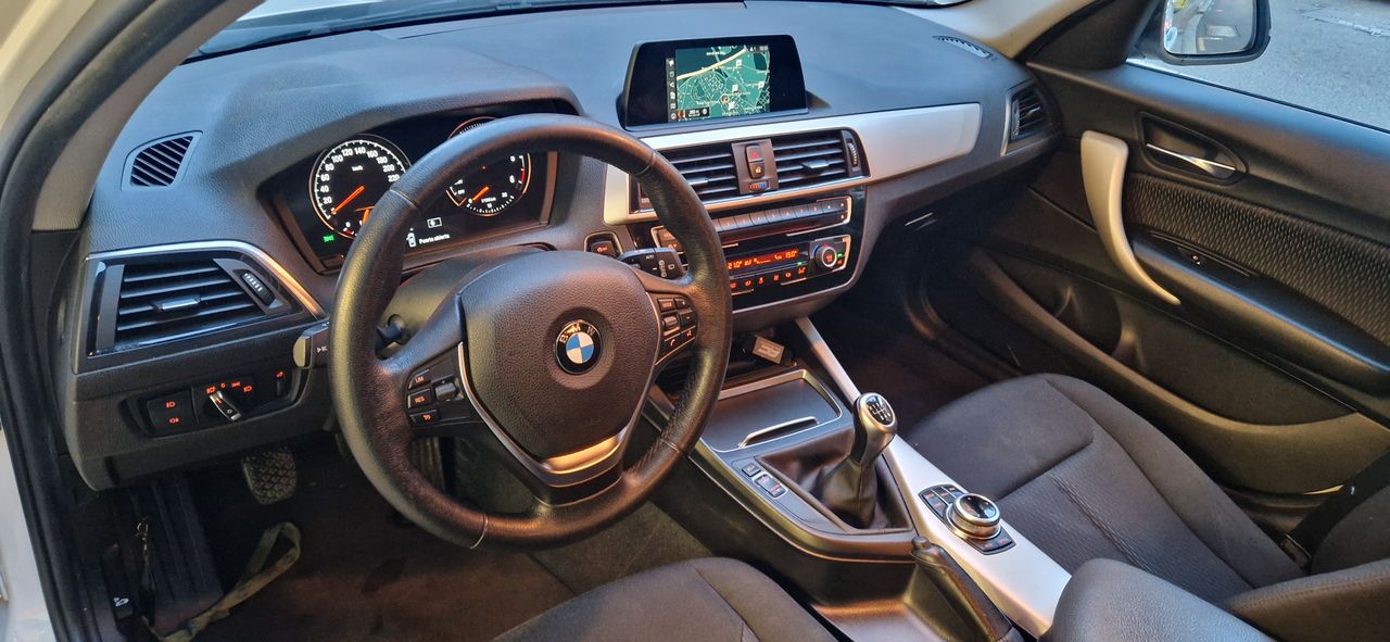 BMW Serie 1 116D NAVEGADOR GPS-FAROS LED - Foto 8