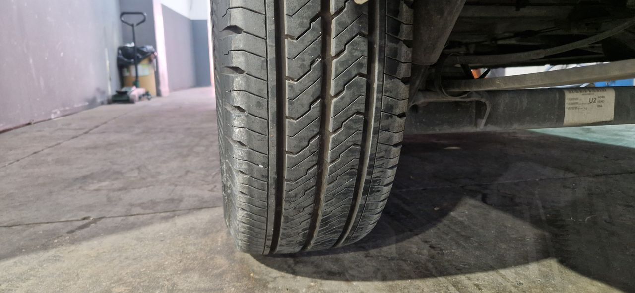 Citroën Jumper 2.2 HDI 120CV FRURGON 33 L2H2 - Foto 23