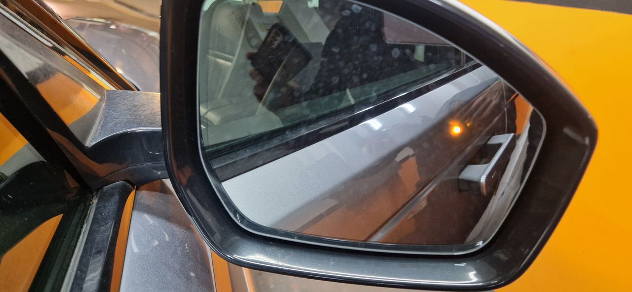 Land-Rover Range Rover Velar 20 D180 SE 4WD AUTO - Foto 25