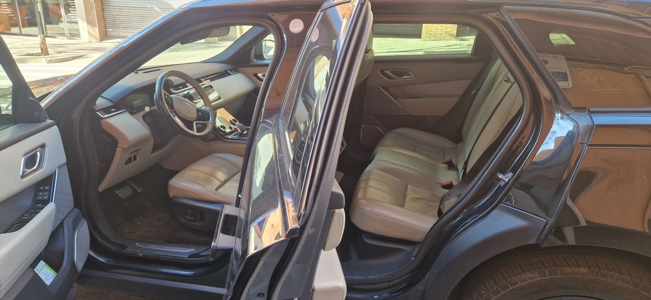 Land-Rover Range Rover Velar 2.0D I4 204CV  RDynamic SE 4WD - Foto 13