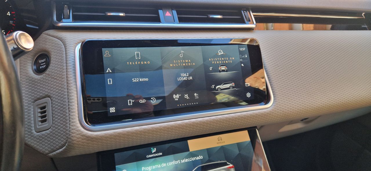 Land-Rover Range Rover Velar 2.0D I4 204CV  RDynamic SE 4WD - Foto 20