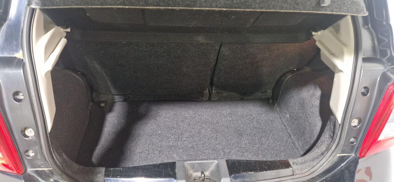 Nissan Micra MICRA 1.2 80CV - Foto 19