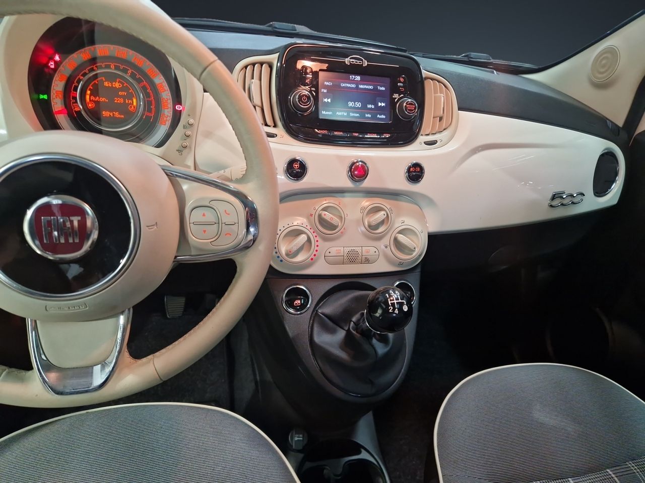 Fiat 500 500 1.2 LOUNGE - Foto 9