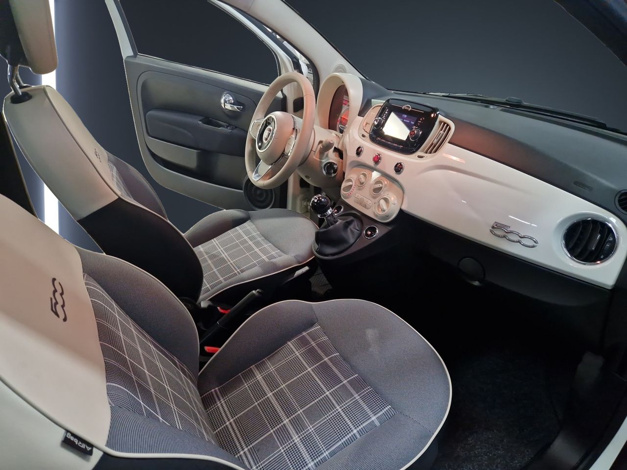 Fiat 500 500 1.2 LOUNGE - Foto 15