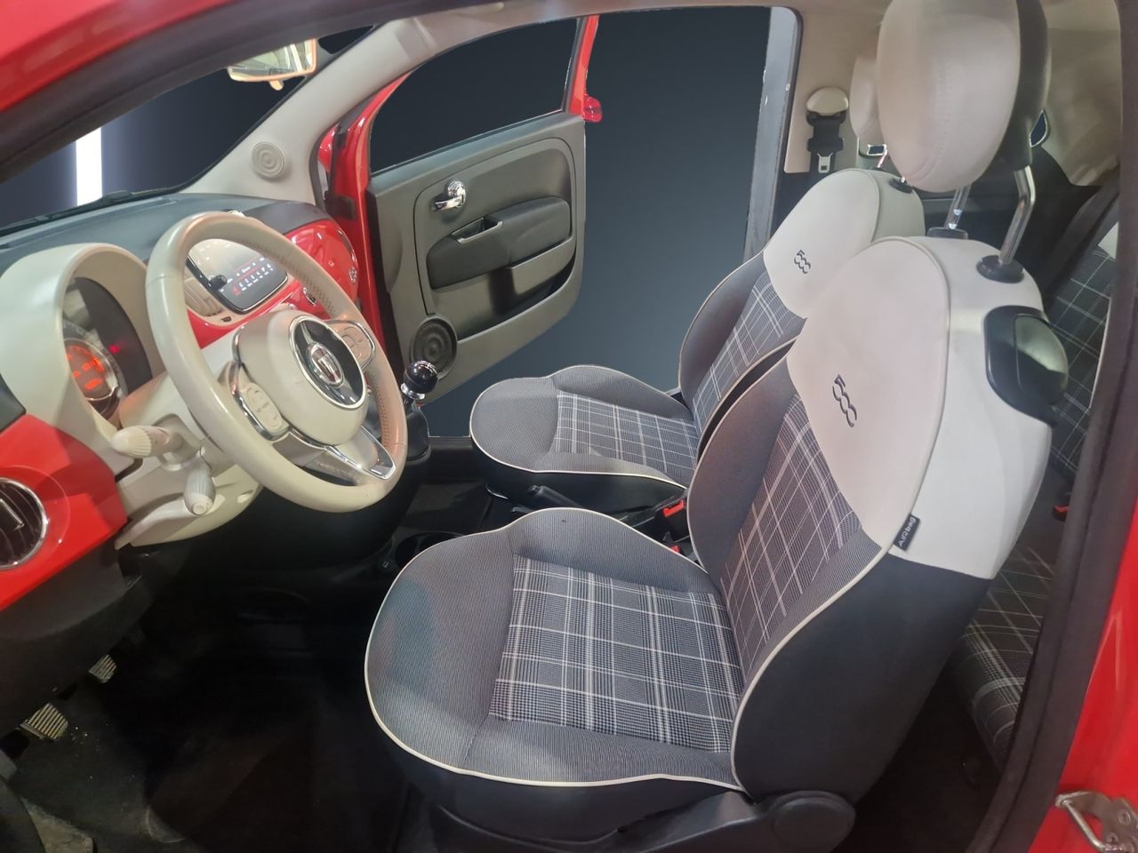 Fiat 500 500 1.2 LOUNGE - Foto 31