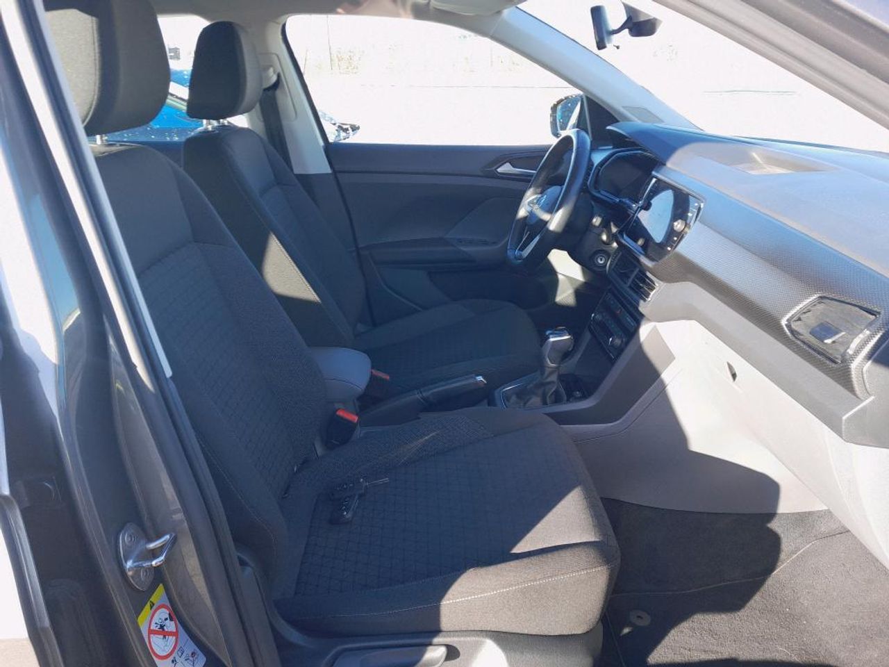 Volkswagen T-Cross T-CROS 1.0 TSI 110CV ADVANCE - Foto 6