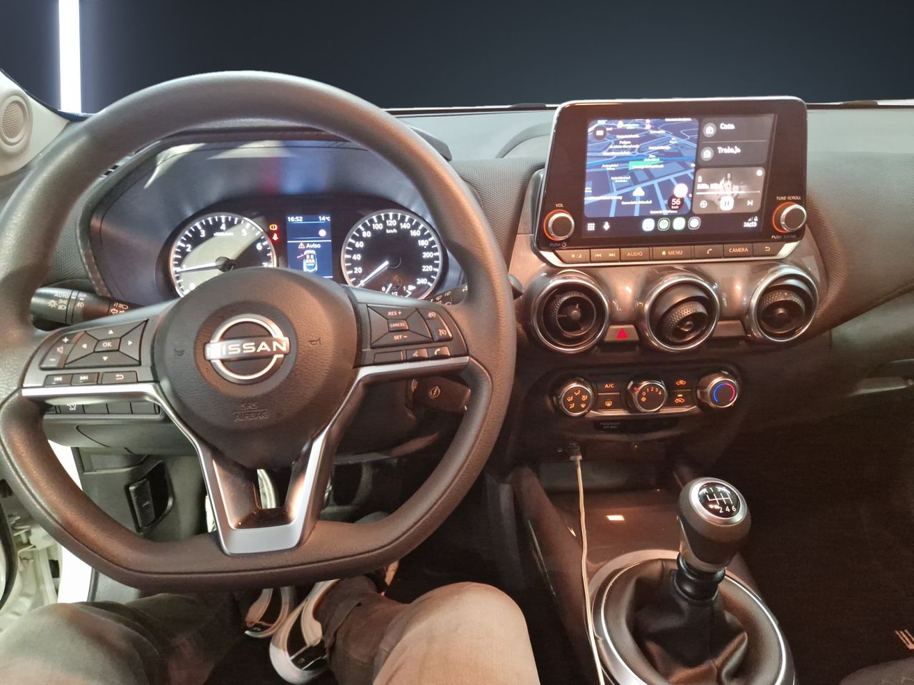 Nissan Juke 1.0 DIG-T Acenta 4x2 114 - Foto 9