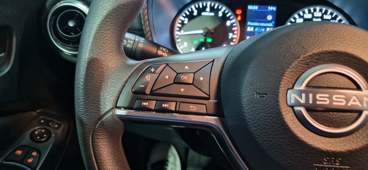 Nissan Juke 1.0 DIG-T Acenta 4x2 114 - Foto 18