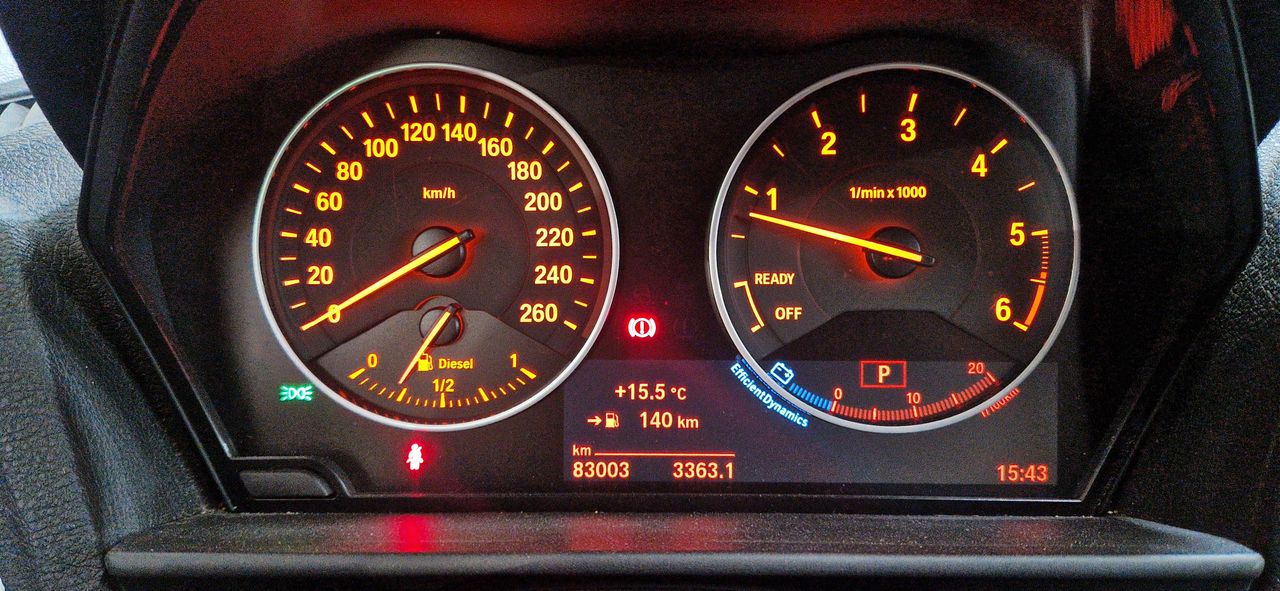 BMW Serie 1 118D cambio automatico - Foto 14