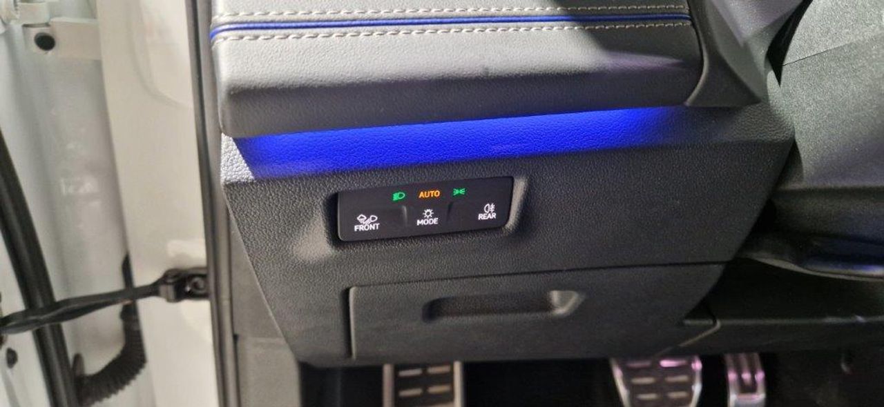 Volkswagen Tiguan 2.0 TDI 150CV R.LINE DSG FULL EQUIPE - Foto 17