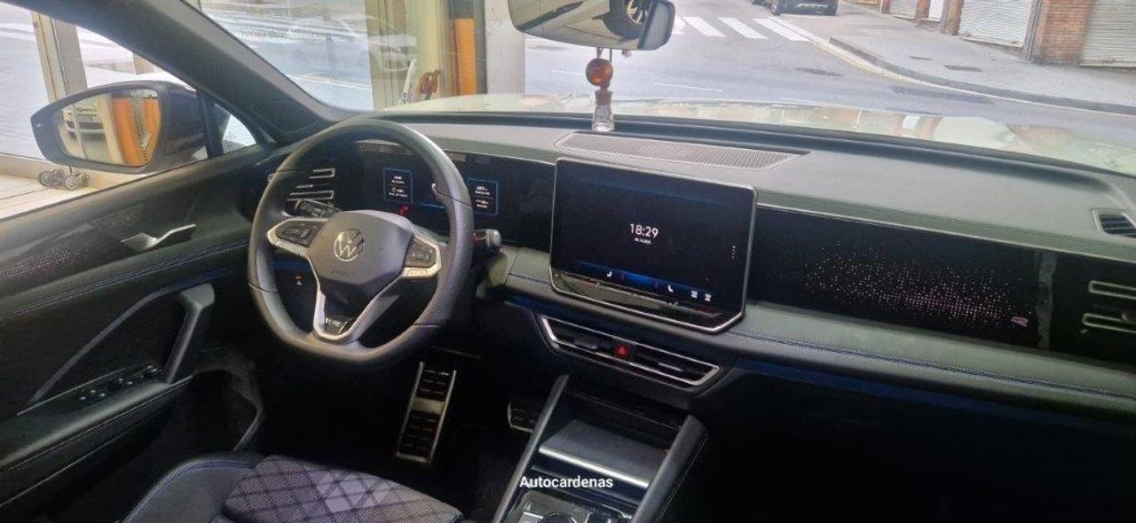 Volkswagen Tiguan 2.0 TDI 150CV R.LINE DSG FULL EQUIPE - Foto 11