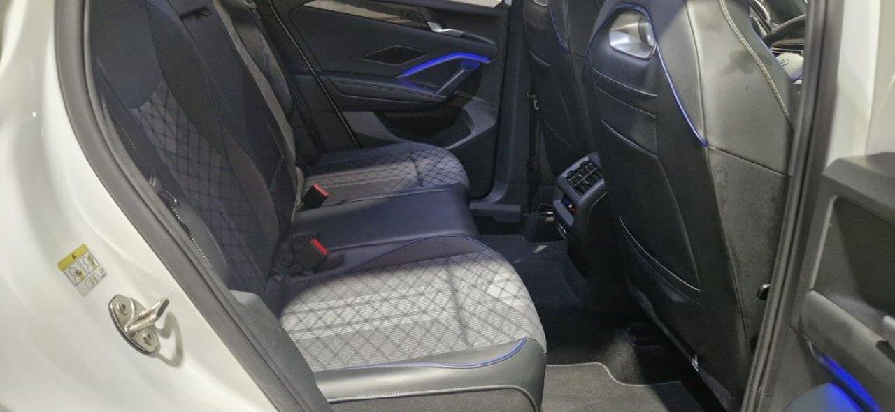 Volkswagen Tiguan 2.0 TDI 150CV R.LINE DSG FULL EQUIPE - Foto 21