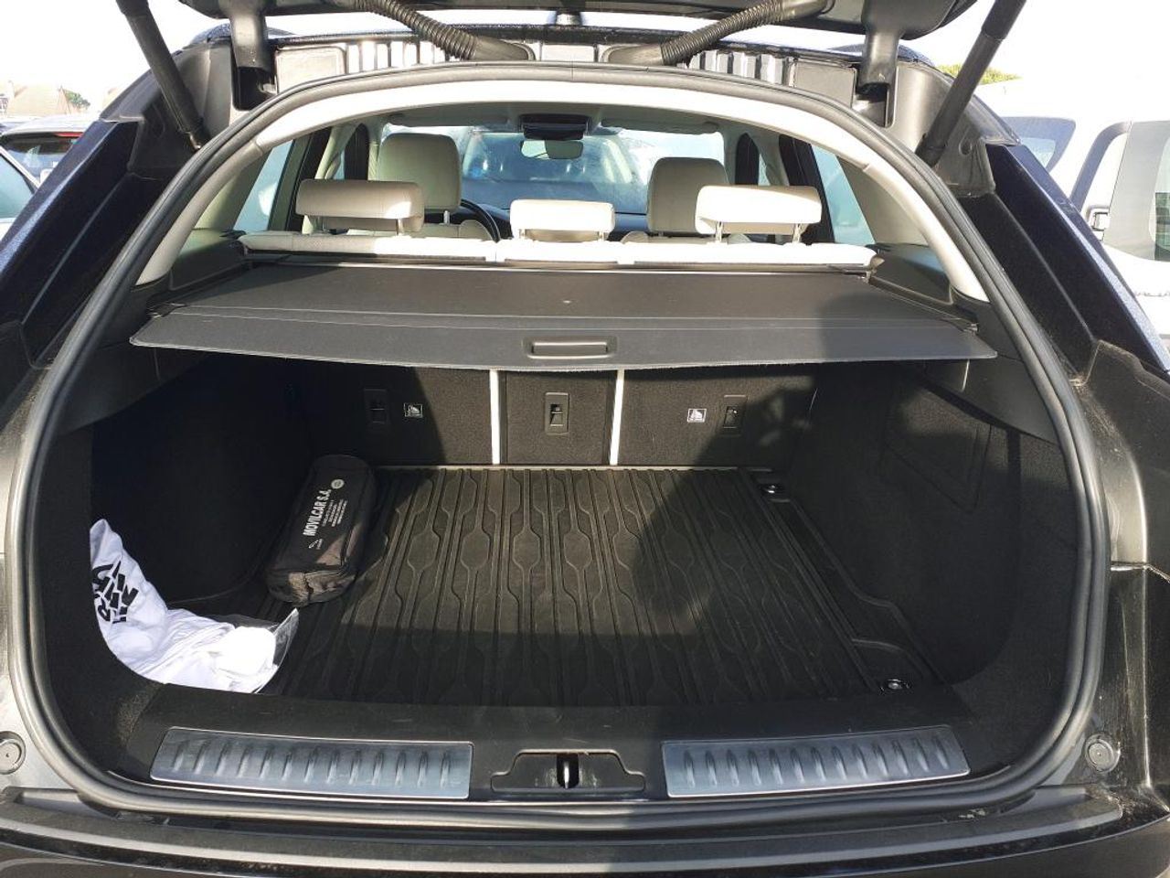 Land-Rover Range Rover Velar SE 2.0 D 180CV SE 4WD AUTOMATICO - Foto 31