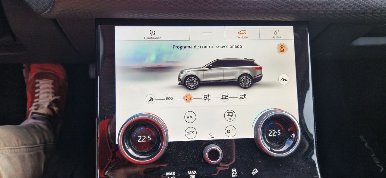 Land-Rover Range Rover Velar SE 2.0 D 180CV SE 4WD AUTOMATICO - Foto 28